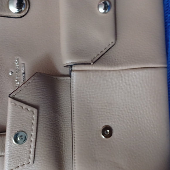 Kate Spade - Picture 7 of 9